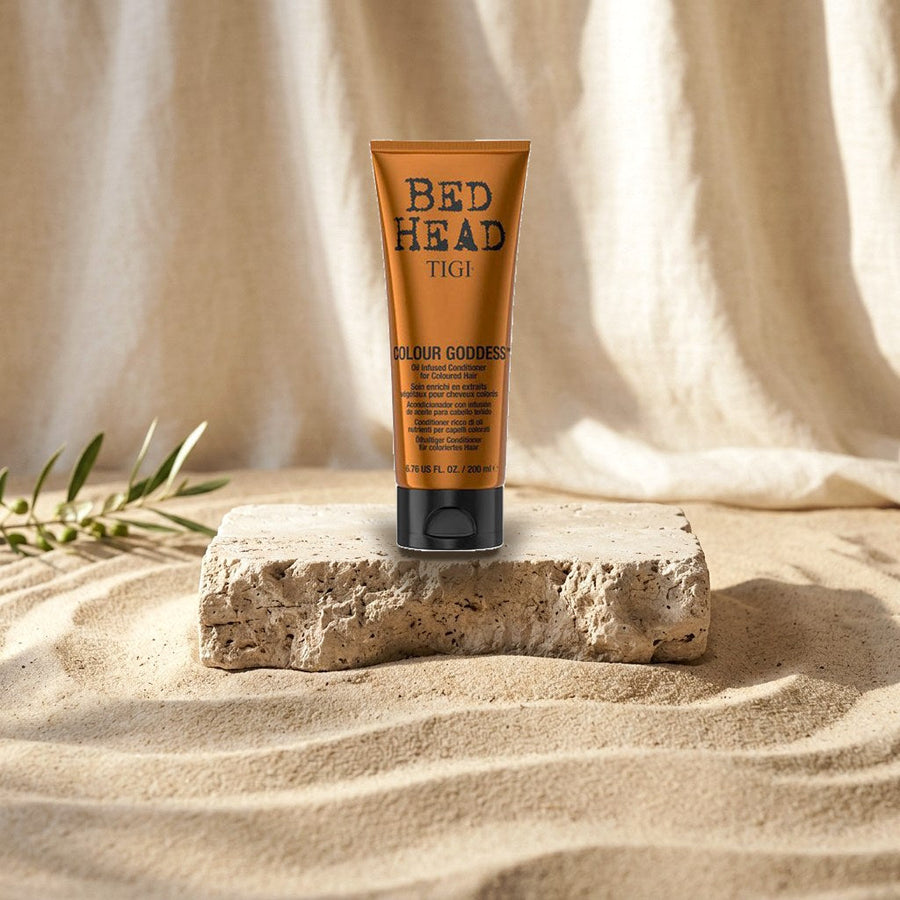 TIGI Bed Head Colour Goddess Conditioner mit Öl für coloriertes Haar 200 ml
